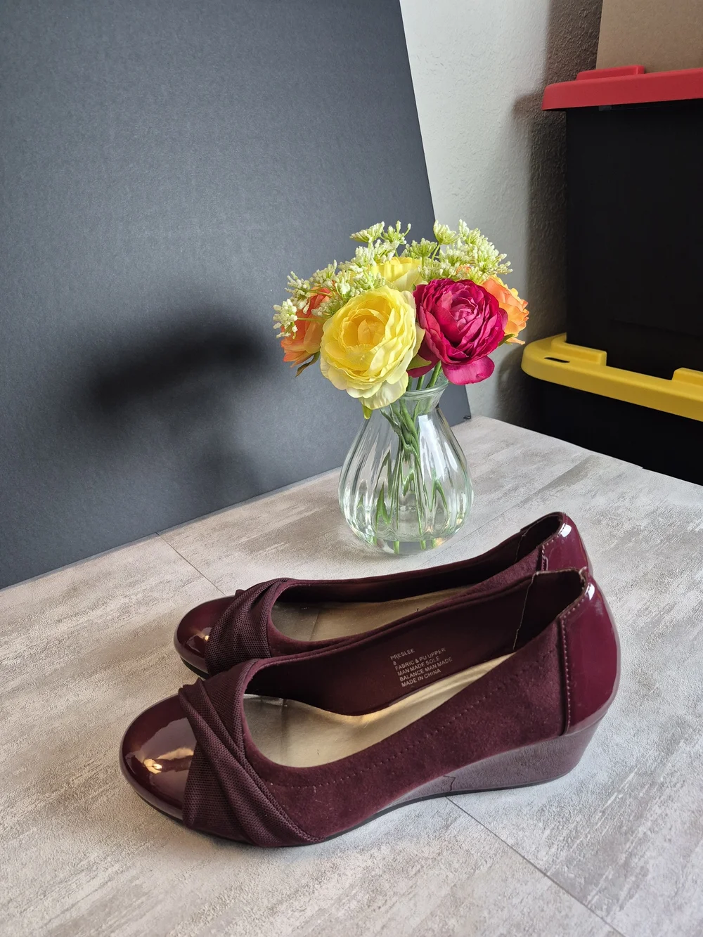 Women's Burgundy Wedge Flats - Classic Comfort Karen Scott Size 8